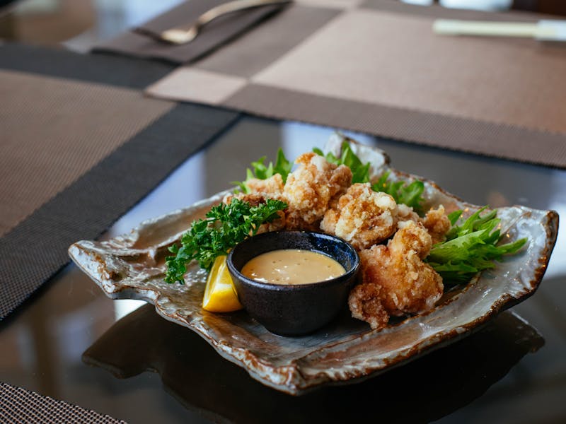 **Oduševite Svoje Goste: Jednostavan Recept za Pileće Filete u Umaku od Limuna i Peršuna** - Second Image