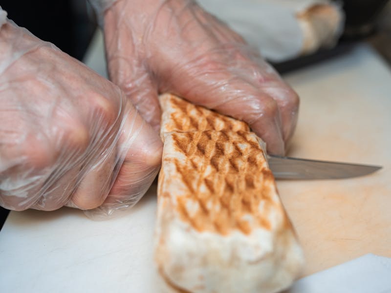 **  Pripremite Ukusne Sarme, Ćevape, Pitu i Baklavu kod Kuće** - Second Image