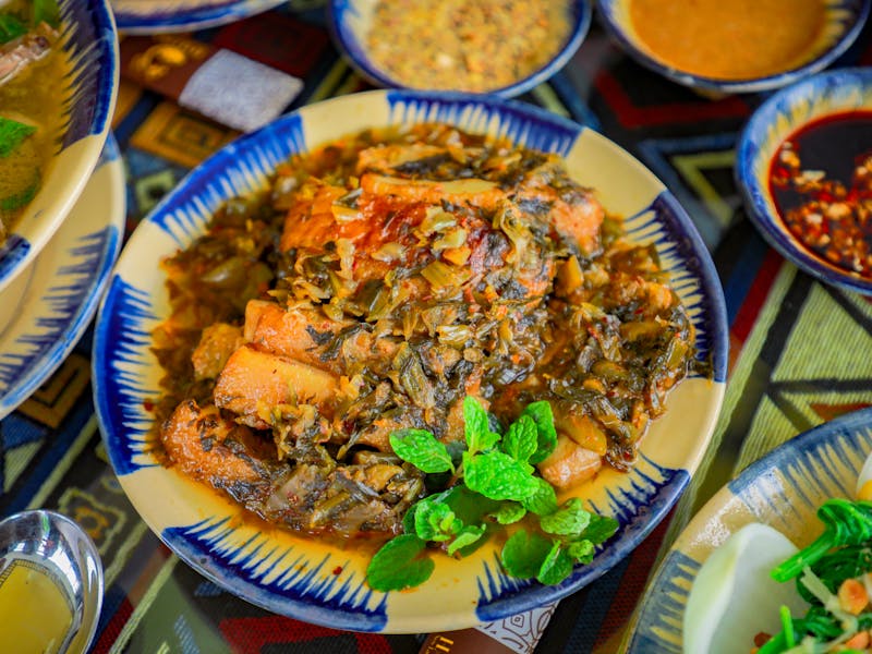 **Uživajte u Proljetnim Okusima: Najbolji Recepti za Svježa Jela s Povrćem, Voćem i Začinskim Biljkama** - Third Image