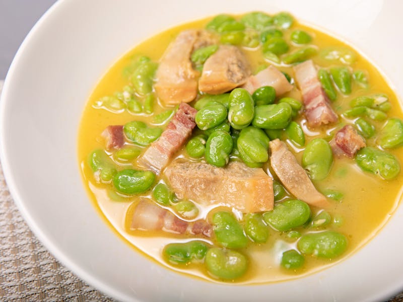 ** Otkrijte Stare Balkanske Recepti za Slana Jela: Sarma, Pita, Gratar i Čorba od Pasulja** - Second Image