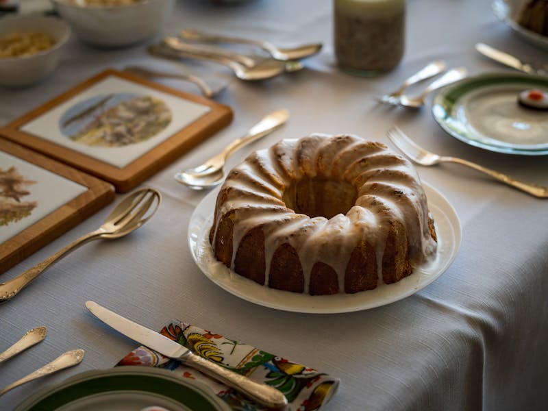 **  Ukusni Deserti za Svaku Priliku - Brza i Laka Priprema za Savršene Kolače** - Third Image