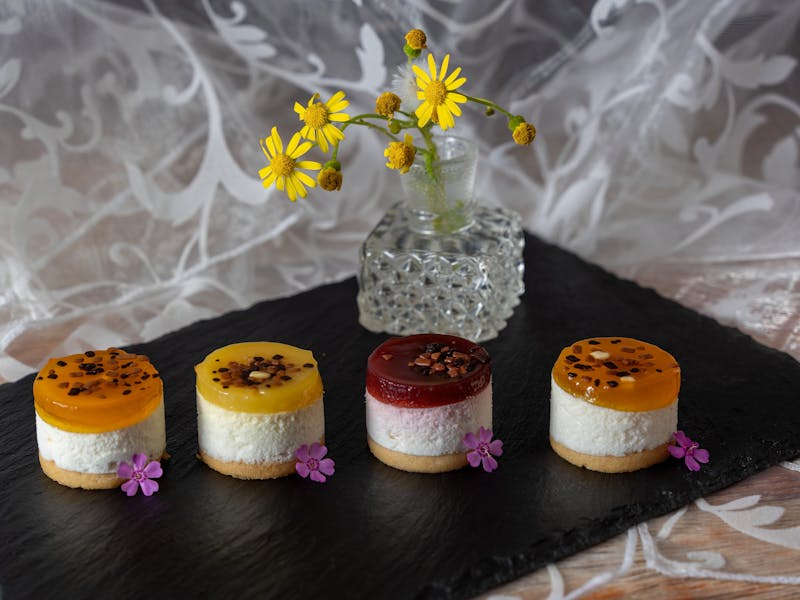 **Otkrijte Stare Balkanske Recepti za Slatka Jela: Baklava, Pita sa Višnjama i Torta od Jogurta** - Second Image