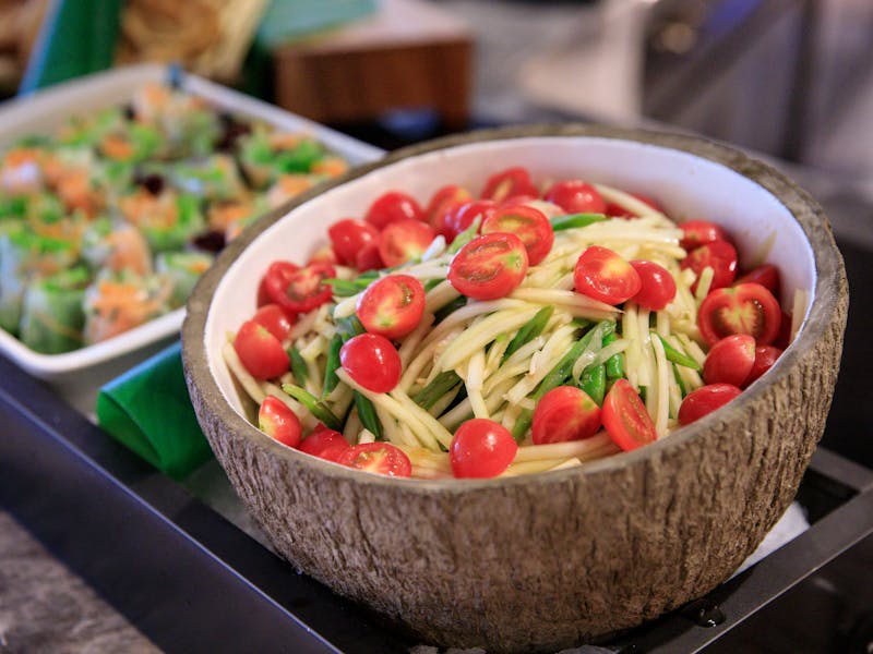 ** Proljetni Recepti: Uživajte u Svježim Okusima Sezone - Salate, Rižoto i Smoothie** - Fourth Image