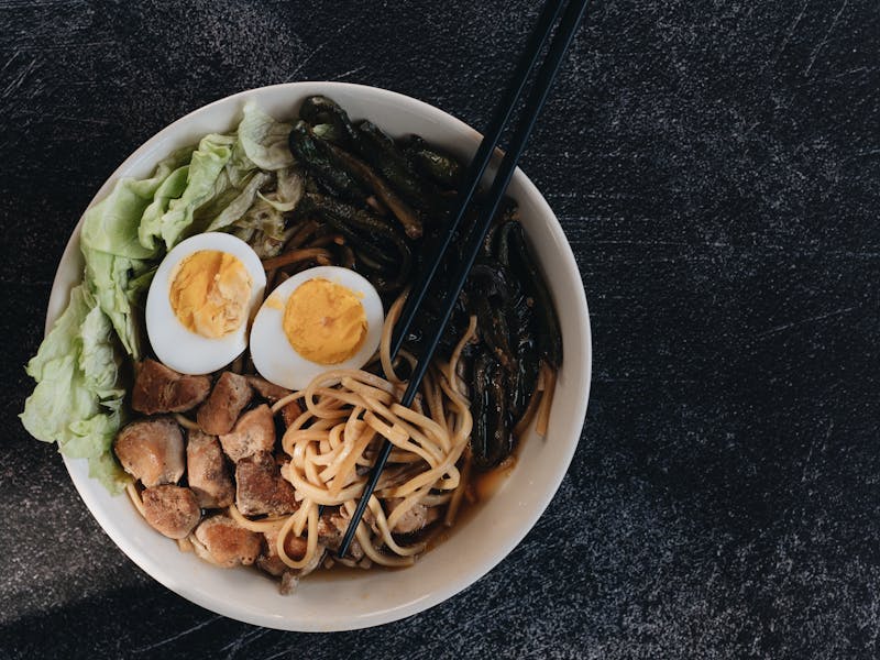 ** Otkrijte Stare Balkanske Recepti za Slana Jela: Sarma, Pita, Gratar i Čorba od Pasulja** - Third Image