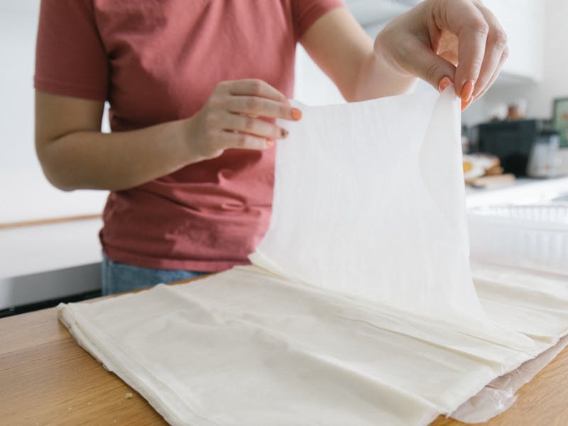 ** Ukusni Balkanski Recepti: Pripremite Sarme, Pljeskavice i Baklavu u Svojoj Kuhinji** - Second Image