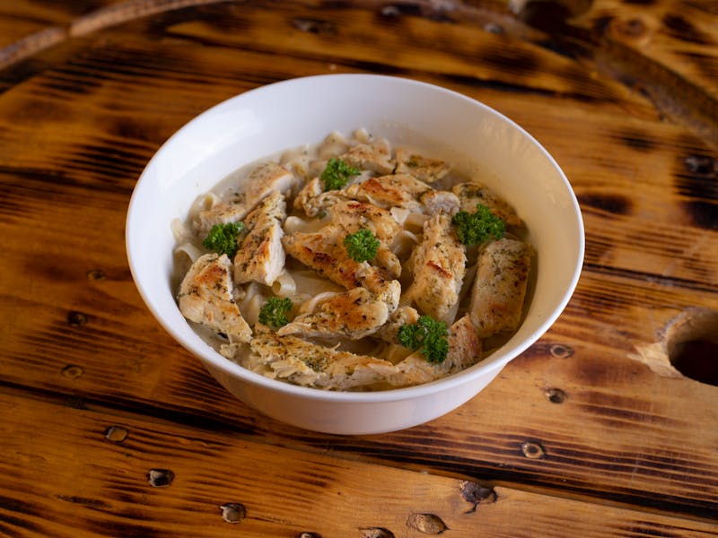 **Savršen Recept za Pileće Filete u Kremastom Sosu: Oduševite Svoje Goste i Porodicu!** - Third Image