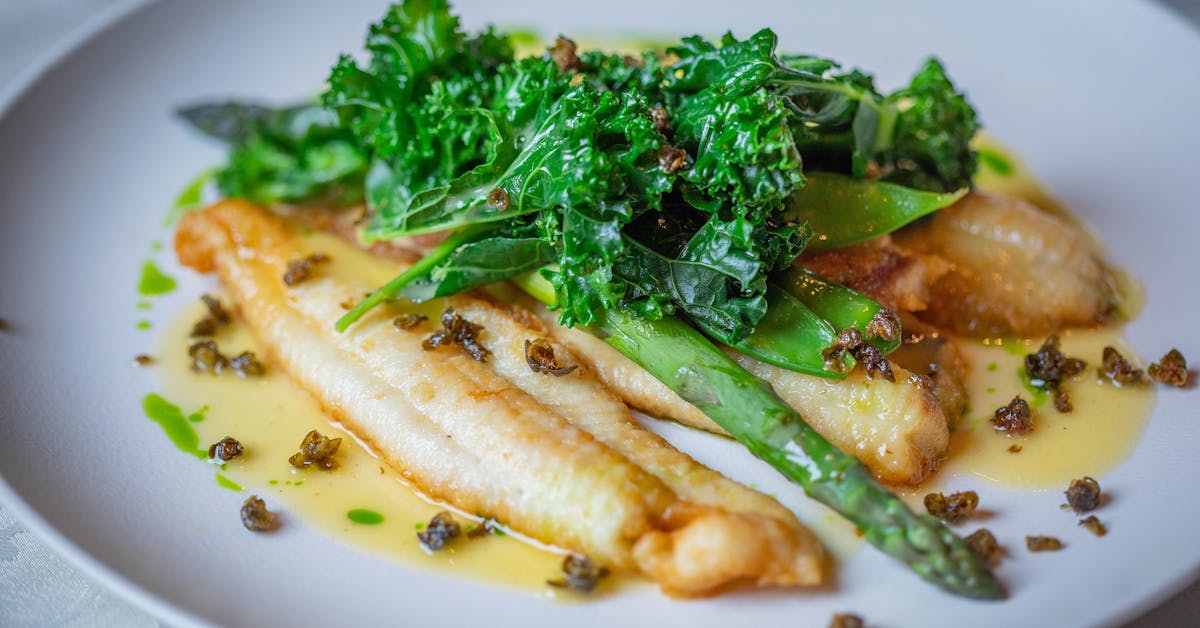 Recept za Pileći File u Umaku od Limuna i Peršuna: Ukusan i Brz Obrok za Svaku Priliku