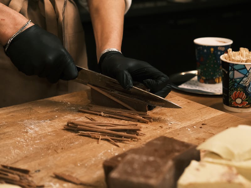 **Savršeni Rolat od Čokolade: Recept koji Oduševljava Sve** - Second Image