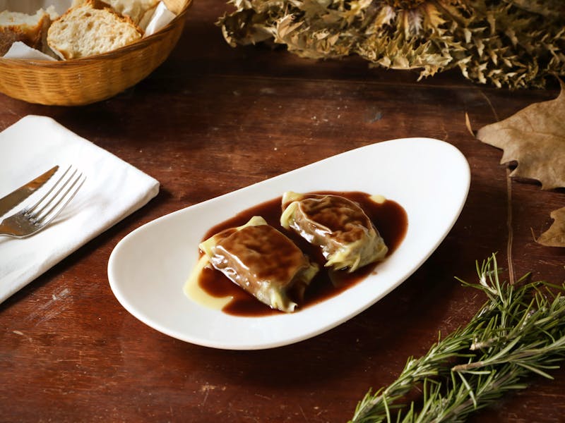 ** Tradicionalni  Sarma, Punjene Paprike i Pita** - Third Image