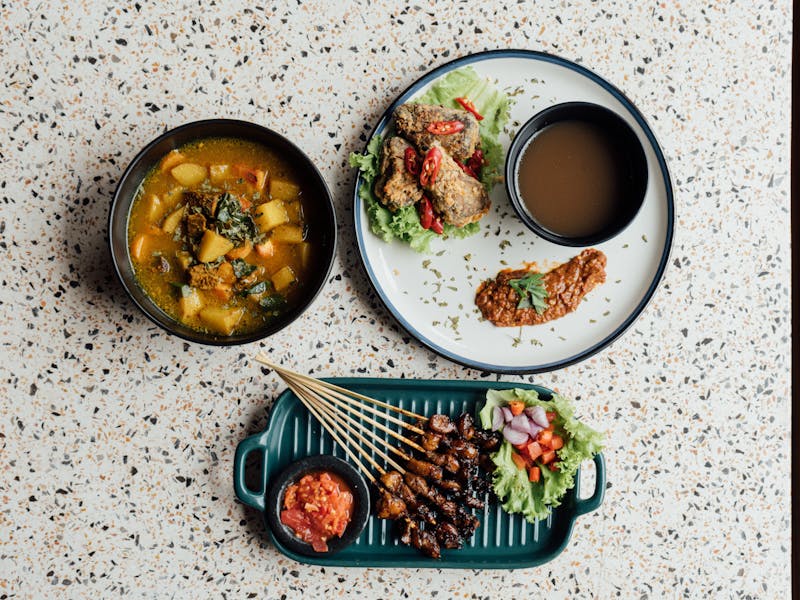 ** Otkrijte Tradicionalne Specijalitete za Svaku Priliku** - Second Image