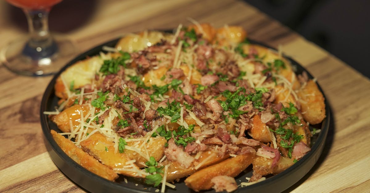 Otkrijte Stare Balkanske Recepti za Slana Jela: Sarma, Pita od Krompira i Još Mnogo toga