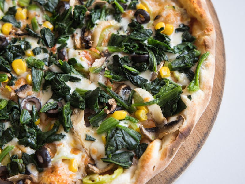 ** Otkrivanje Najboljih Balkanskih Recepta: Sarma, Čevapi i Pita sa Sirom - Ukusi Koji Osvajaju** - Fourth Image