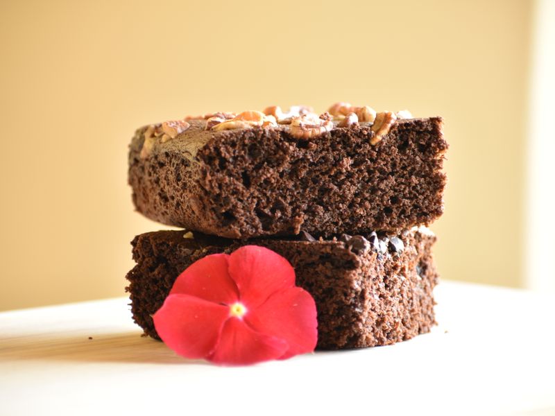 **Savršen Recept za Čokoladne Brownies: Oduševite Svojim Pečenjem!** - Second Image