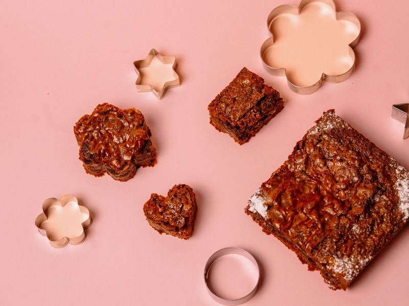 **Savršen Recept za Čokoladne Brownies: Oduševite Svojim Pečenjem!** - Third Image